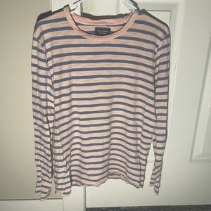 Abercrombie & Fitch Distressed Long Sleeve T-shirt